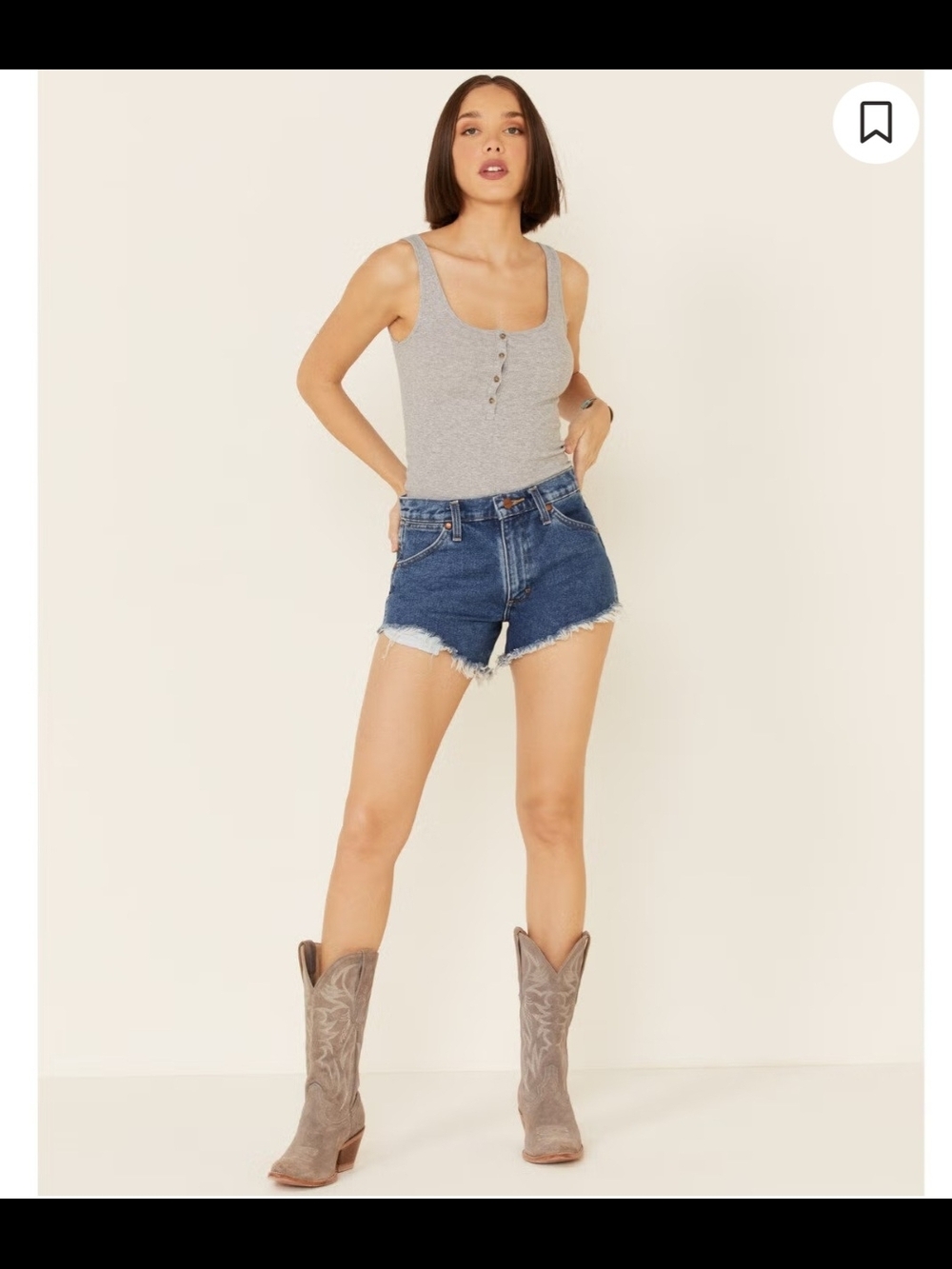 Wrangler NWT Blue High-Rise Frayed Denim Shorts Size 8/29 - Picture 2 of 10